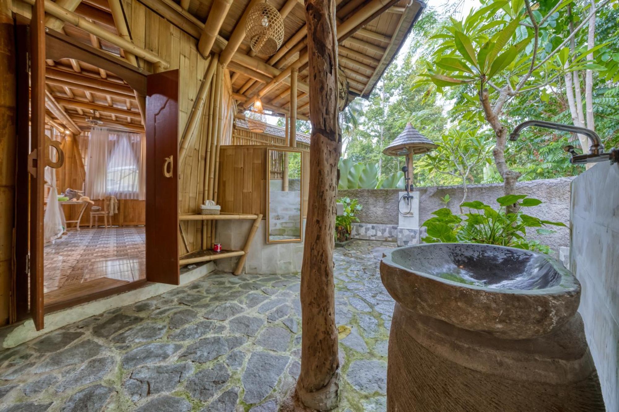 Bamboo Cabin Sanctuary By Nusantara Hospitality Убуд Экстерьер фото